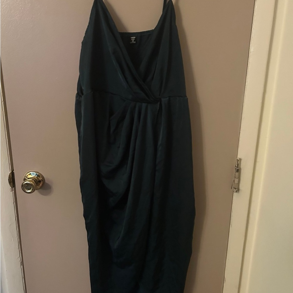 SHEIN Deep Green Midi Dress